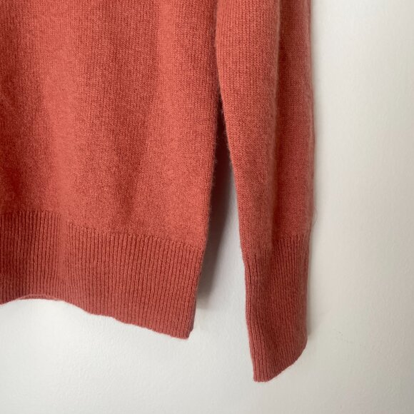 Magaschoni Cashmere V-Neck Sweater Size XS in Dusty Copper Winter Warm - Picture 6 of 10